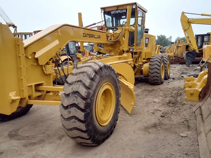 pl17502263-ripperavailableoldcatmotorgraders16gnewpaintcat3406engine250hppower pl17502263-ripperavailableoldcatmotorgraders16gnewpaintcat3406engine250hppower