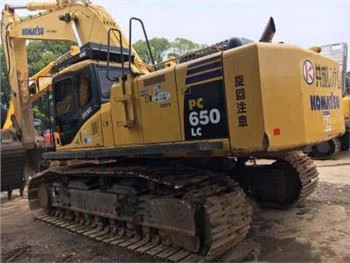 Used Komatsu 650-8 Excavator